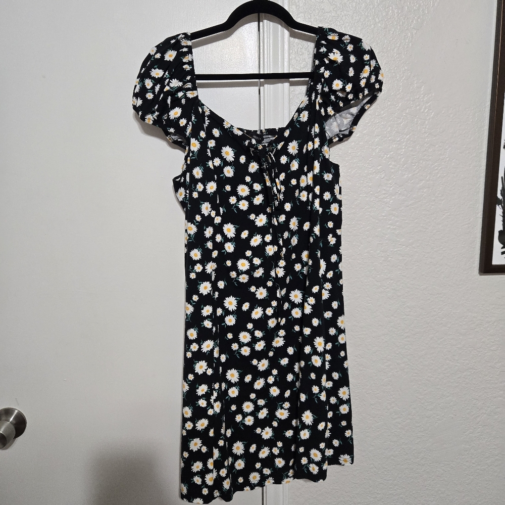 Forever 21 Floral (Daisy) Dress